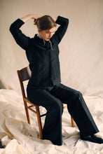 Load image into Gallery viewer, Tailored wide trousers silk/linen black