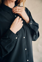 Load image into Gallery viewer, Signature silk shirt creme/brown/black