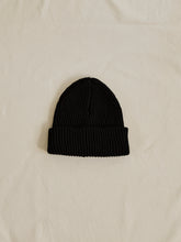 Load image into Gallery viewer, Merino wool beanie black