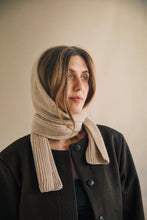 Load image into Gallery viewer, Wool hooded scarf - beige
