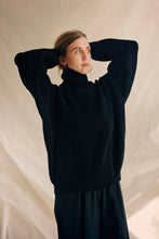 Load image into Gallery viewer, Knitted turtleneck jumper