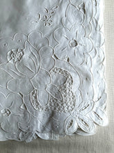 Load image into Gallery viewer, Table Cloth
