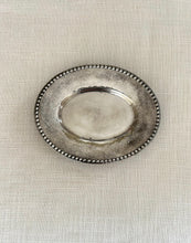 Load image into Gallery viewer, Small Oval Silver Tray
