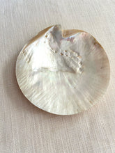 Load image into Gallery viewer, Decoration Tray, mother-of-pearl
