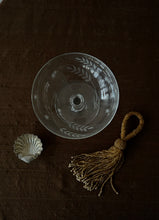 Load image into Gallery viewer, Champagne coups
