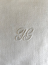 Load image into Gallery viewer, Towels
