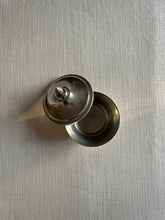 Load image into Gallery viewer, Pewter Box, Bud
