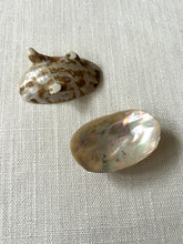 Load image into Gallery viewer, Mini Salt Trays, Mother-of-pearl
