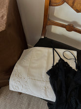 Load image into Gallery viewer, Travel bag with hemstitch
