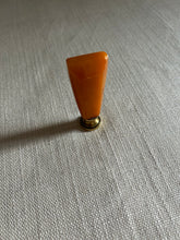 Load image into Gallery viewer, Sealing Stamp, Amber
