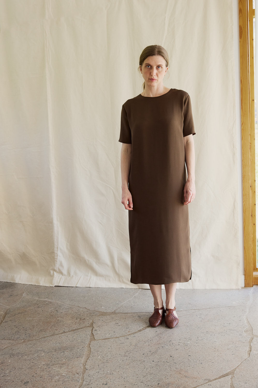 Short sleeved silk dress